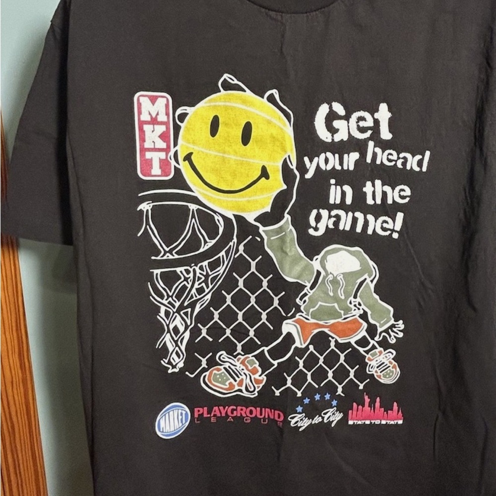 Market Smiley Face Get your head in the game black graphic t-shirt